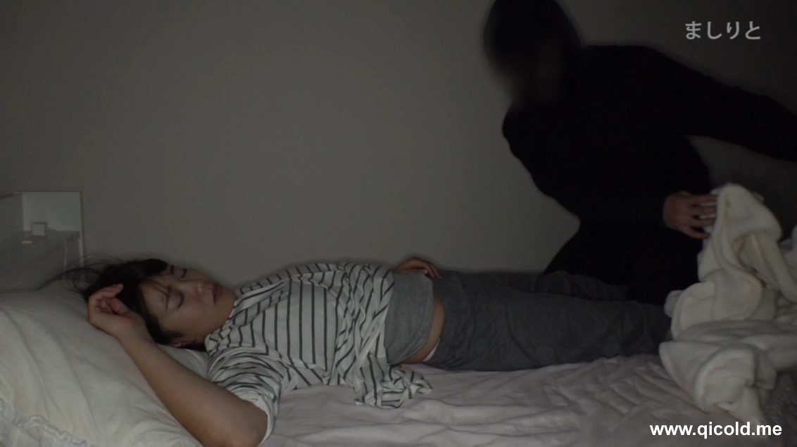 zre1zgc2kwt.jpg