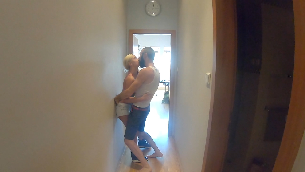 34w2vyaeeup.jpg