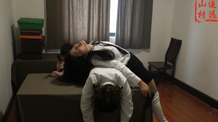 phyh1oyfe0w.jpg