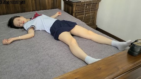 bzhg4zp15gr.jpg