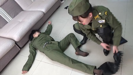 ajxqhb1bbos.jpg