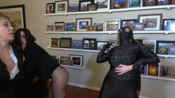 rxfkhfokqth.jpg