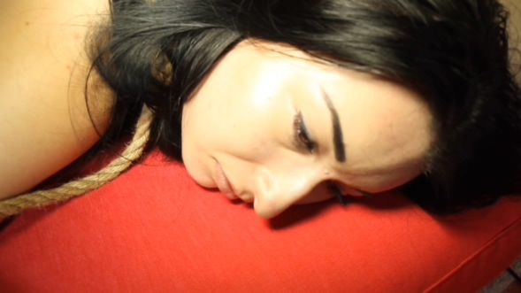 aevgbtjphh5.jpg