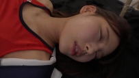 校园女神小萝莉被老师下药mj